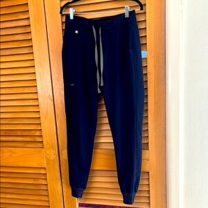 FIGS Women’s Zamora Jogger Scrub Pant Navy Size S